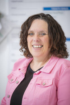 Kirsty De Pree headshot